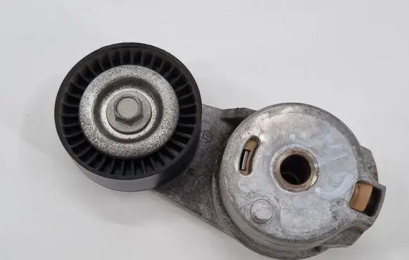 Dodge Challenger Generator/alternator belt tensioner 04861660AA