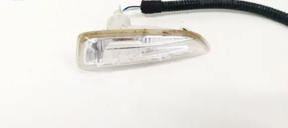 Opel Astra J Front fender indicator light 13273103