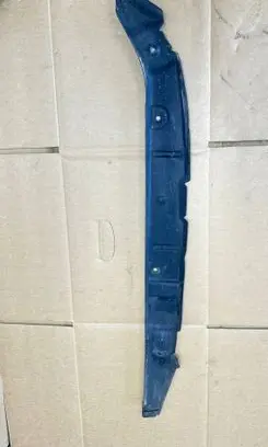 Audi Q7 4M Fender end trim 4M0821112