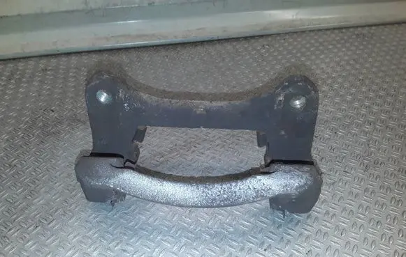 KIA Picanto Front Brake Caliper Pad/Carrier