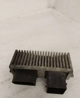 Renault Trafic III (X82) Glow plug pre-heat relay 8200558438A