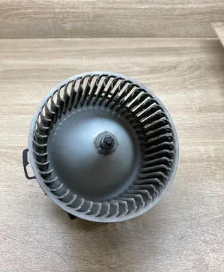 Mazda 5 Heater fan/blower 8940000270 HB111BN7N02