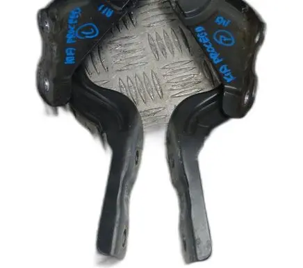 KIA Pro Cee'd III Engine bonnet/hood hinges