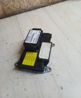 Volvo V50 Airbag control unit/module 007111500116 30773786 00405178A4