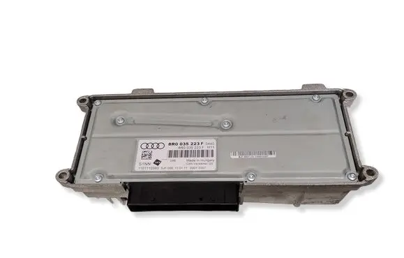 Audi A4 S4 B8 8K Sound amplifier 8R0035223F