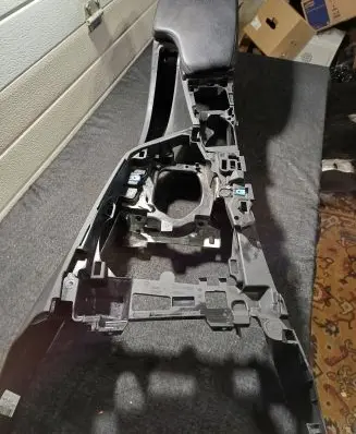 Porsche Macan (95B) Armrest 105015903 58450713 TT0Z1