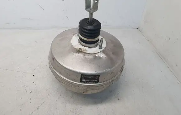 Mercedes-Benz E W211 Brake booster A2134300530