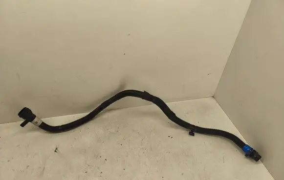 Tesla Model Y Electric car engine cooling hoses/pipes 150472100C