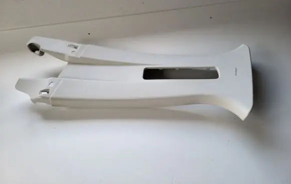 Ford S-MAX Seat belt trim 