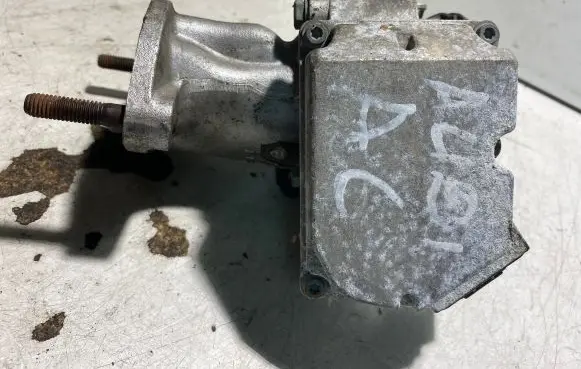 Audi A6 S6 C5 4B Throttle valve 96551438