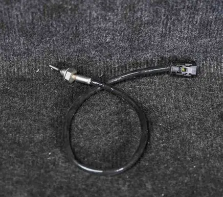 BMW 1 E81 E87 Oil temperature sensor 7811913