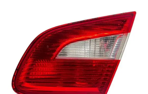 Skoda Superb B6 (3T) Tailgate rear/tail lights 3T5945094 061109 270602