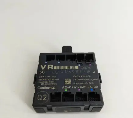 Mercedes-Benz CLA C117 X117 W117 Door control unit/module A1669000518 A2C7411680500
