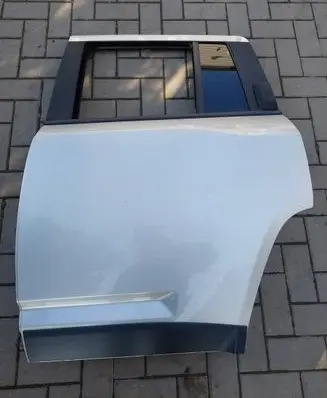Jeep Compass Rear door