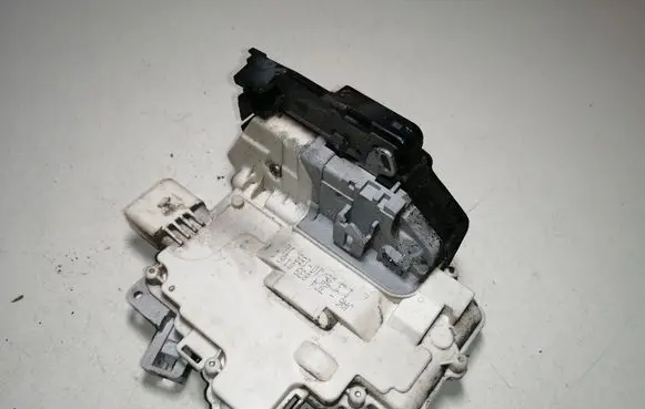Audi Q7 4L Rear door lock 3C4839016C