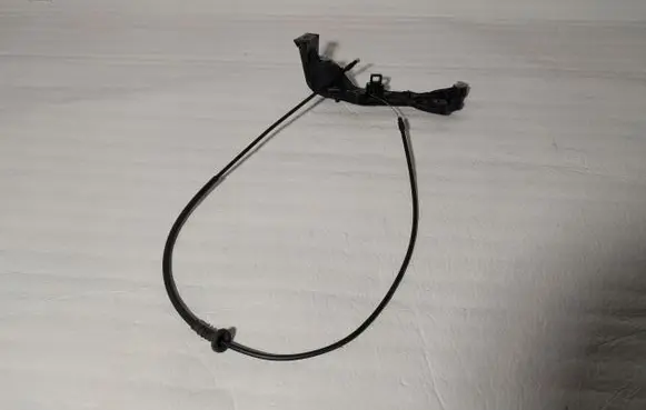 BMW 7 G11 G12 Engine bonnet/hood lock release cable 73434447343444