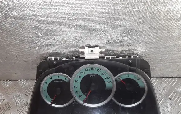 Toyota Corolla Verso AR10 Speedometer (instrument cluster) 838000F091 MB2574308260