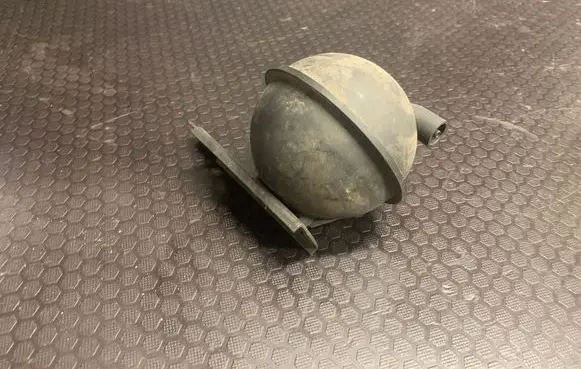 Audi 100 S4 C4 Vacuum air tank 054129808