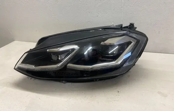 Volkswagen Golf VII Headlight/headlamp 5G1941081 1ZX01306625 8991UM700004