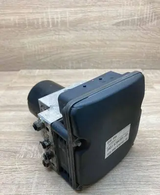 BMW 5 E60 E61 ABS Pump 6784151 0265250217
