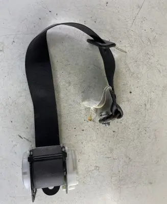 Subaru Outback Rear seatbelt TKAB0ES108 0432137