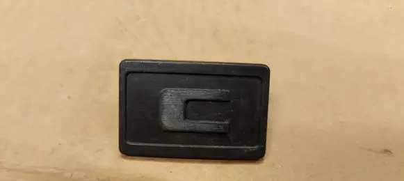 Volkswagen Golf II Fender model badge letters 191853688