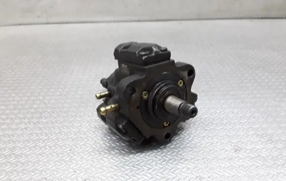 Alfa Romeo 156 Fuel injection high pressure pump 0445010006