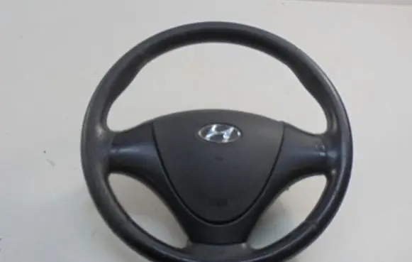 Hyundai i30 Steering wheel 561102R010