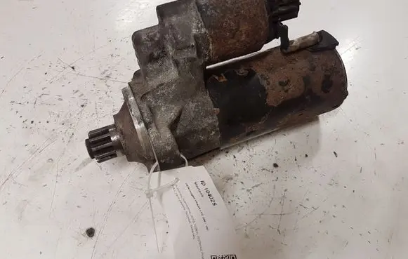 Volkswagen PASSAT CC Starter motor 02E911024 20100628