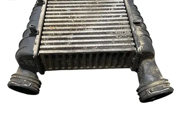 Skoda Superb B5 (3U) Intercooler radiator 3B0145806