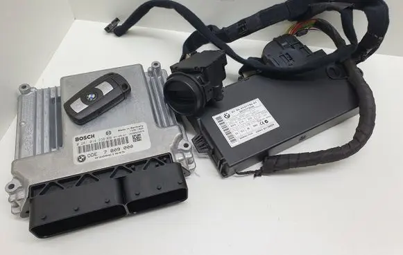 BMW 5 E60 E61 Engine ECU kit and lock set 7809000 0281014238 DDE7809000
