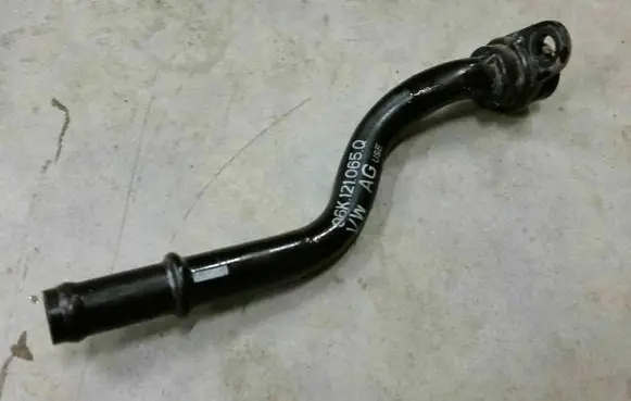 Audi A3 S3 8V Engine coolant pipe/hose 06K121065Q