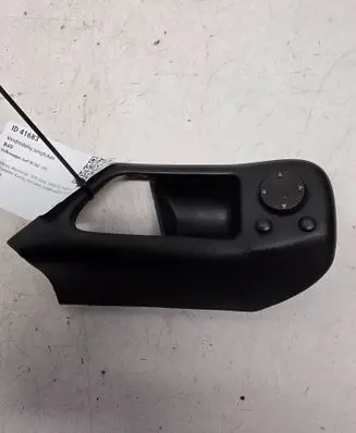 Volkswagen Golf III Wing mirror switch 1H0837247G