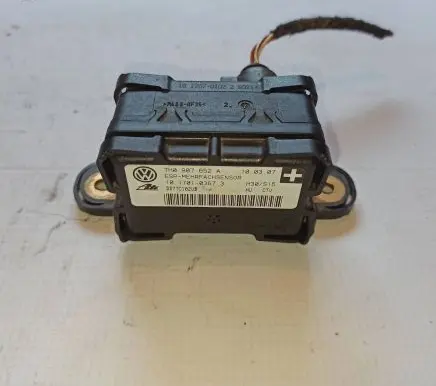 Volkswagen Transporter - Caravelle T5 ESP acceleration yaw rate sensor 7H0907652A 1017010361
