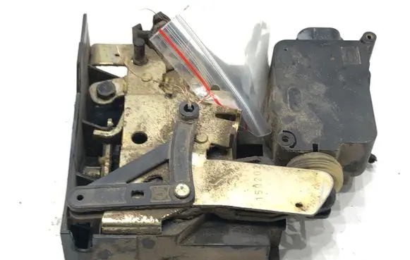 Mercedes-Benz Vito Viano W639 Tailgate exterior lock 