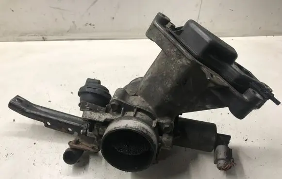 Renault Espace - Grand espace IV Throttle valve 8200056350
