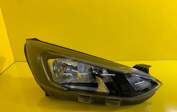 Ford Focus Headlight/headlamp JX7B-13029-CE