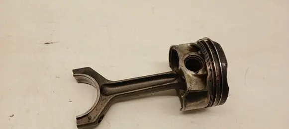 BMW X5 E70 Piston with connecting rod 7584125