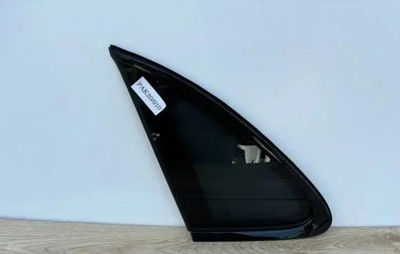 Porsche Macan (95B) Rear side window 95B845297