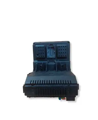 Volvo V70 Fuse module 30765149 05W471