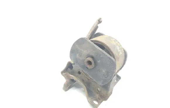 Hyundai Santa Fe Engine mount bracket