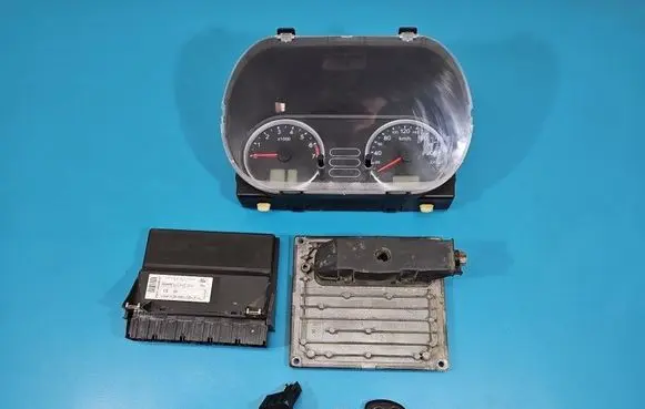 Ford Fiesta Engine control unit/module ECU 4S61-12A650-EA IMPRK1518988