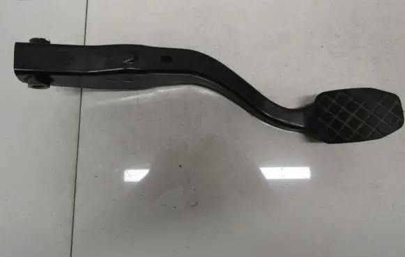 Audi A4 S4 B5 8D Accelerator throttle pedal 8D1721140
