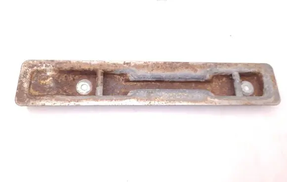 Volkswagen II LT Rear seat guide rail 80500390