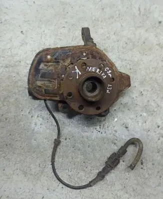 Opel Meriva A Front wheel hub