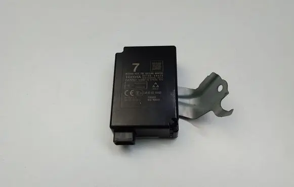 Toyota Yaris Tire pressure control unit 897600D070
