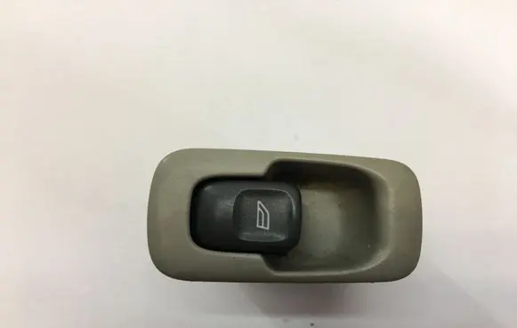 Volvo S80 Electric window control switch 9476696 98W471