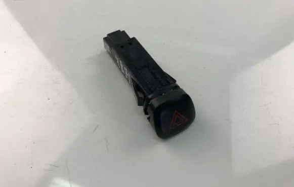Volvo S80 Hazard light switch 9123682