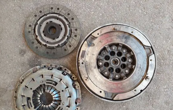 BMW X3 F25 Clutch set kit 7641237