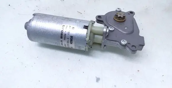 Volkswagen Phaeton Seat adjustment motor 0130002582 901890101